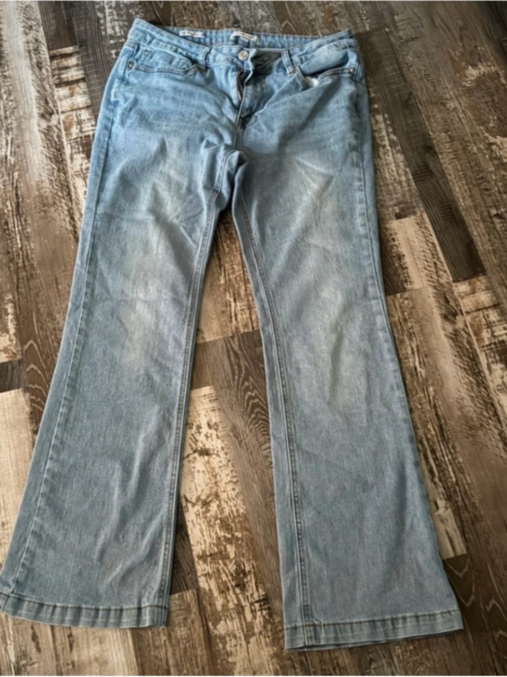 Vigoss Light Blue Flare Wide-Leg Jeans